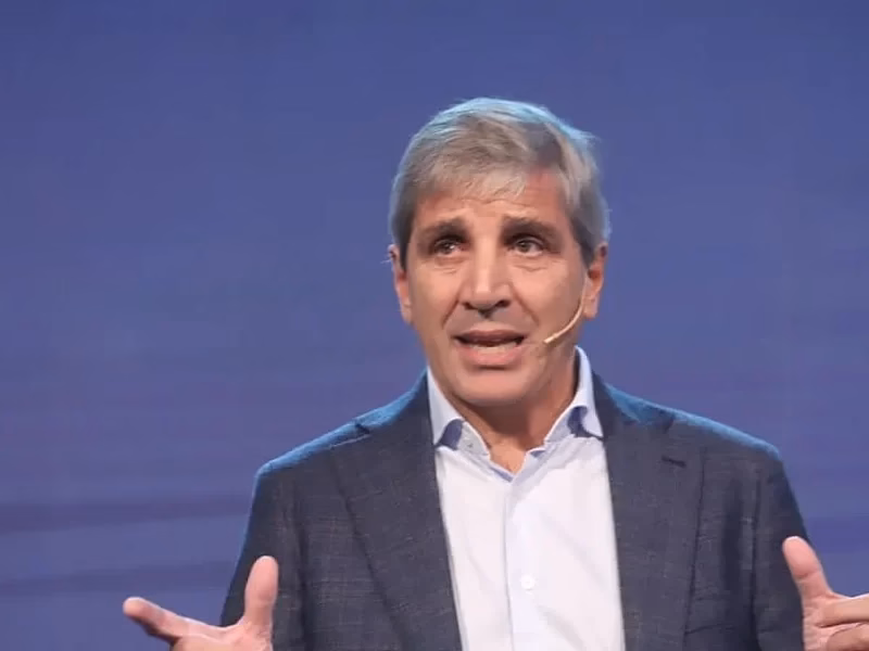 Luis Caputo volvió a negar una devaluación: “No esperamos volatilidad cambiaria en 2027”