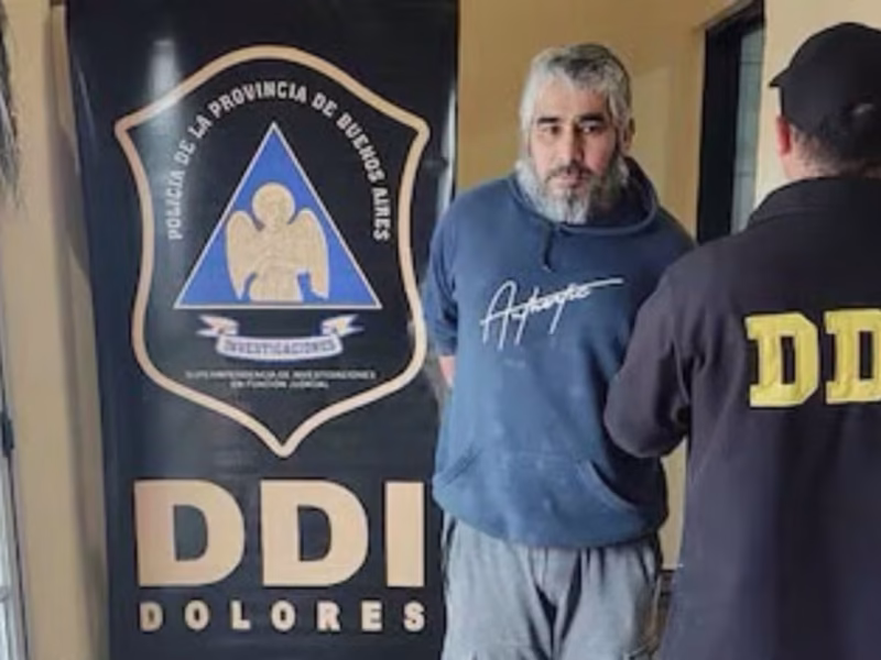 Cayó después de casi 14 años prófugo: abusó de su hijastra de 11 años, la dejó embarazada y quiso obligarla a abortar