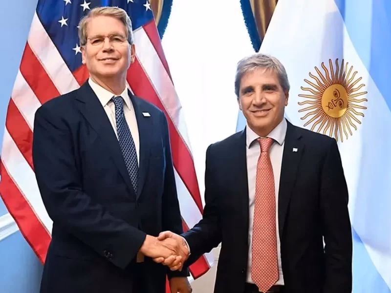 Luis Caputo defiende su plan económico ante el G20 en Estados Unidos