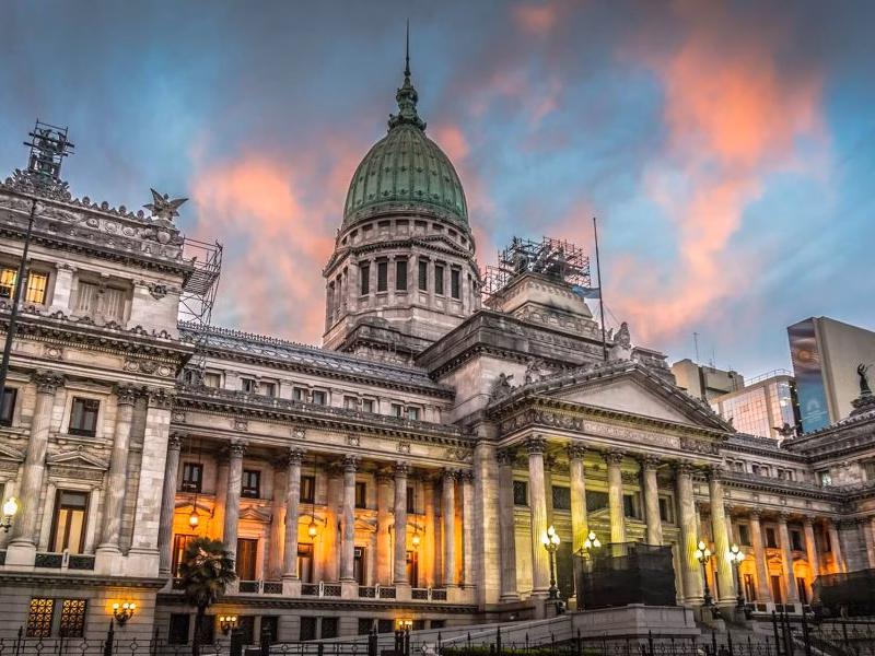 Diputados debate una agenda clave para el Gobierno: Inocencia Fiscal II y reforma del Banco Central