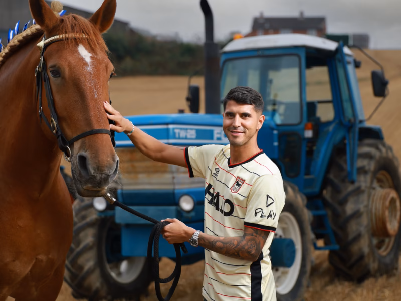 VIDEO | La sorpresiva presentación de Exequiel Palacios en Ipswich Town