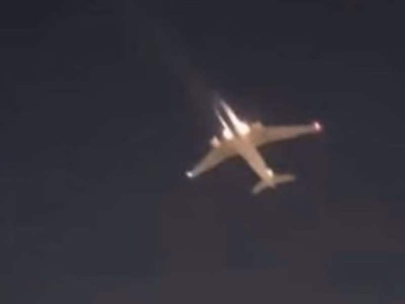 “Explosión en el aire”: un avión de Aerolíneas Argentinas tuvo que volver Ezeiza tras una falla