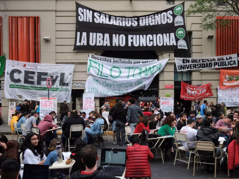 Las universidades nacionales anunciaron nuevas medidas de fuerza tras el paro de este martes