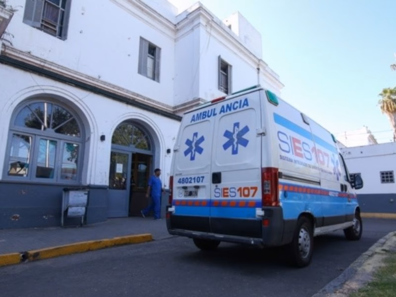 Pelea familiar en Rosario: murió un joven de 21 años y detuvieron a su prima por el ataque