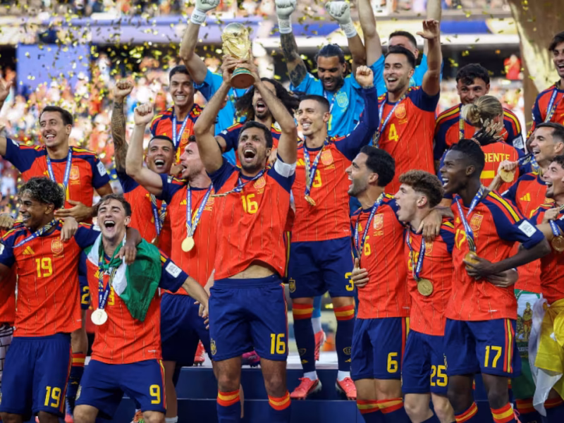 Sorpresa en España: un campeón del mundo se retiró de la Selección