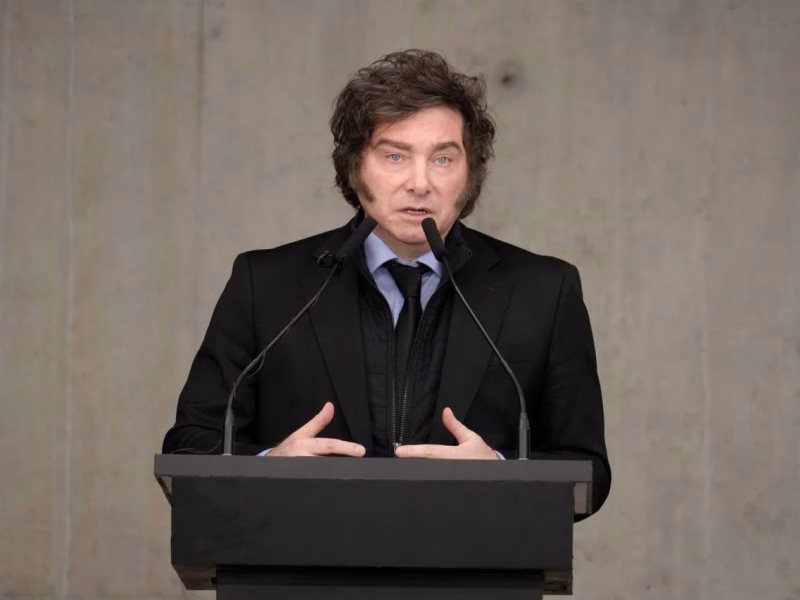 Javier Milei volvió a criticar a los periodistas en la Universidad Di Tella: “Seres cargados de maldad”