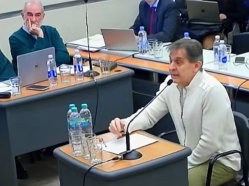 Lotocki defendió el uso del metacrilato ante la Justicia: “Era la vedette del momento”